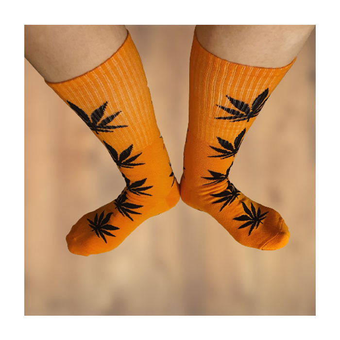 skarpety z liściem konopi, hemp leaf socks.