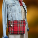 Torebka Nerka Lniana na Pasek Kratka Czerwona